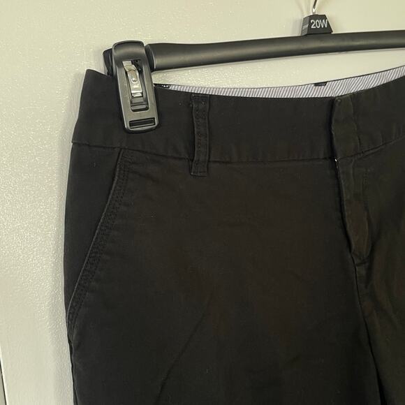 Falls Creek Shorts Woman's Mid Rise Twill Flat Front Casual Size 8 - Picture 3 of 6